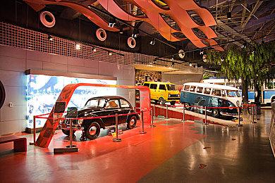 《电锯甜心RePOP》1.07更新上线 添加新服装“海报女郎”